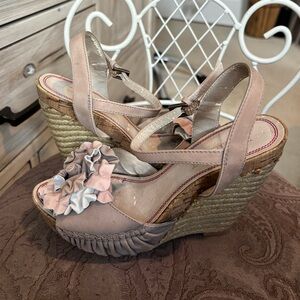 Luxury Rebel Tara Espadrille Wedge Sandals. Sz 36